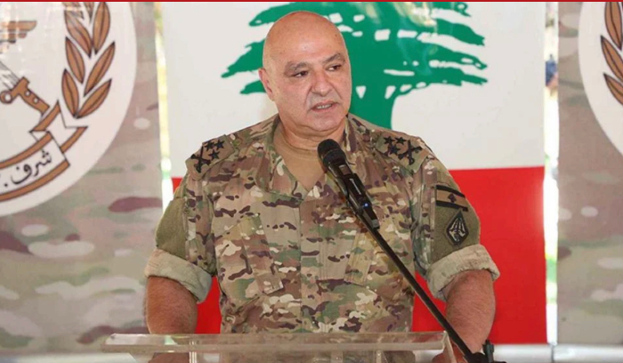 أي رئيس لا ينزعه يُحكم على عهده بالفشل!<br />
