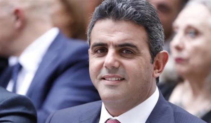 الحواط بعد إضاءة شجرة جبيل الميلادية: متمسكون بثقافة الحياة