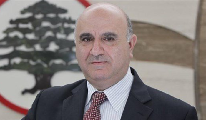 الدكاش قدّم هبة من المازوت إلى مركز جرف الثلوج في حراجل