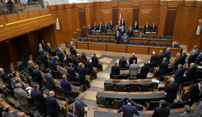 هذه هي السيناريوات... والإعمار مرتبط بهوية الرئيس<br />
قائد الجيش 