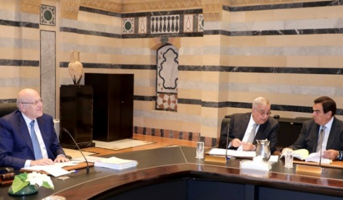 قرداحي يستقيل.. ولكن التعطيل مستمر بذريعة التحقيق
