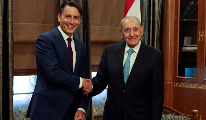 هوكستين يدقق في تلويح إسرائيل بتمديدها الهدنة للبقاء بجنوب لبنان<br />
يرأس اجتماع الهيئة المشرفة على تطبيق الاتفاق ويلتقي بري