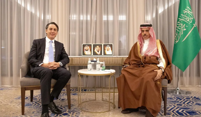 وزير الخارجية السعودية استقبل هوكشتاين ... بماذا بحثا؟