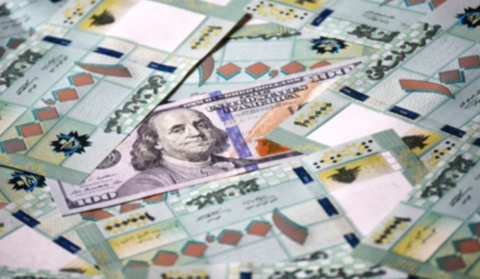 إرتفاع طفيف لسعر دولار السوق السوداء