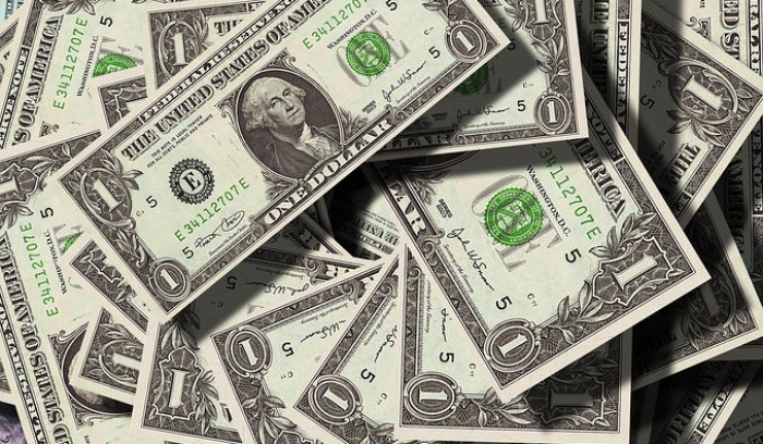 دولار السوق السوداء يتخطى عتبة ال٢٥ ألف!
