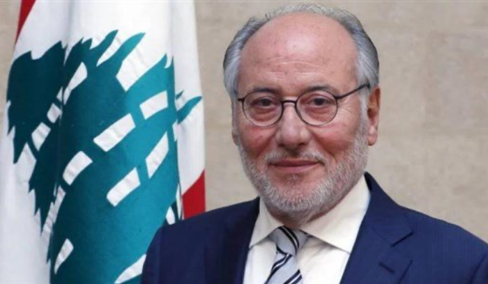 وزير التربية وقّع قراراتٍ عدّة.. هذا ما جاء فيها