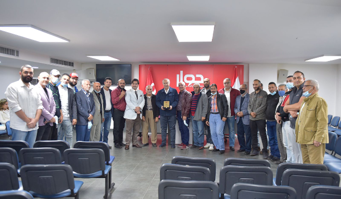 مخزومي التقى وفدا من الرابطة الشعبية في الطريق الجديدة