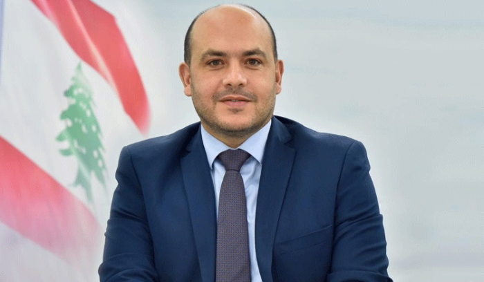 الأسمر يرد على وزير العمل: لا يمكنك قطع يد أحد وهناك قوانين عليكم احترامها