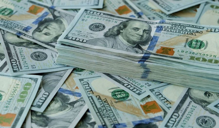 على أي سعر افتتح الدولار اليوم ؟