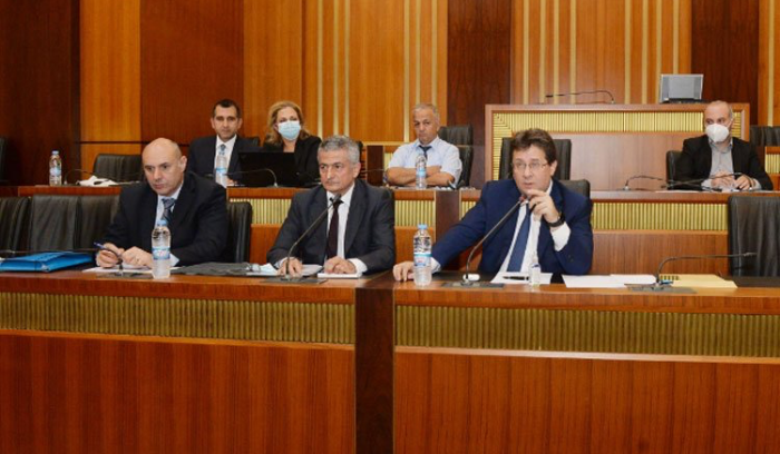 لجنة المال‬⁩ تتسلّم أرقام الإيرادات والنفقات وتعديلات اقتراح المساعدة الاجتماعية