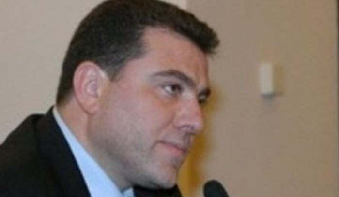 يعقوب:تكلم يا رياض سلامة قبل ان تسقط وحيدا ويسلخوك