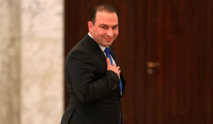 عباس مرتضى: اما آن ⁧‫الأوان‬⁩؟