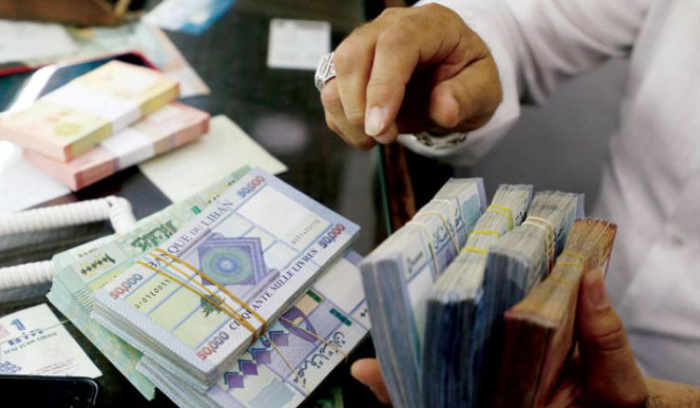الدولار على عتبة 23 ألفًا...على أي سعر افتتح؟