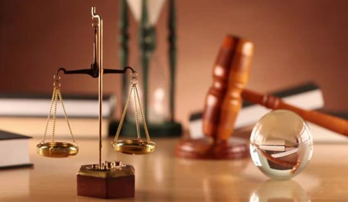 وكيل ⁧‫زعيتر‬⁩ وخليل‬⁩ يتقدم بدعوى مخاصمة الدولة عن قضاة