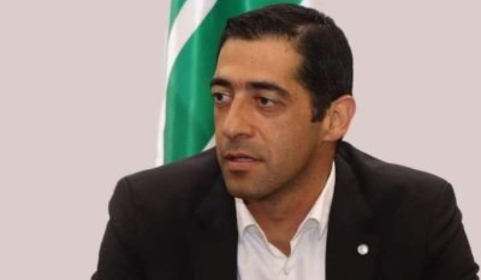 حنكش: بدك تعرف كيف (مش) ماشي البلد ؟<br />
‏شوف كيف عم يتعاطوا