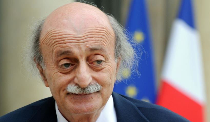 جنبلاط: موجة جديدة من الوباء.. وأفضل طريقة للحماية هي بالقناع الواقي والتطعيم