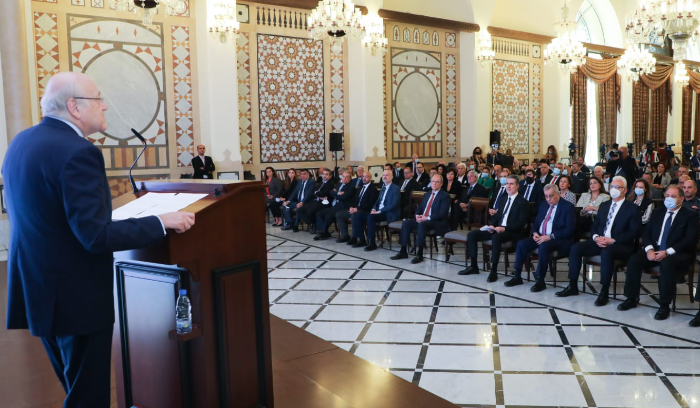 خيار ميقاتي استقالة قرداحي<br />
مصدر مطلع: سيضطر إلى إقالته إذا لم يستجب