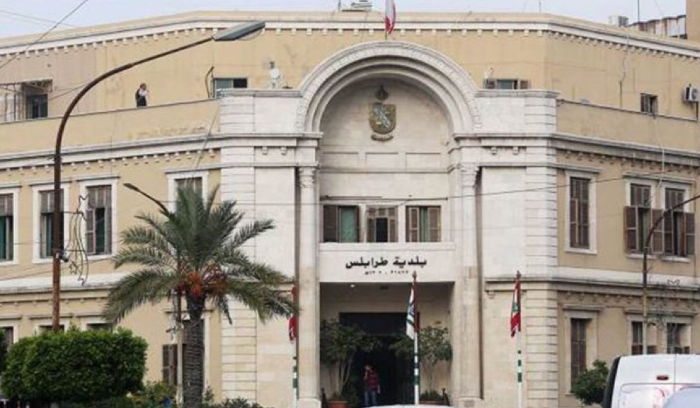 اعتصام لعمال بلدية طرابلس أمام دارة مولوي