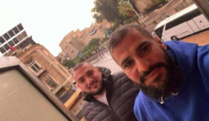الدفاع المدني اللبناني يتسلم جثماني قتيلين وجريح من سوريا