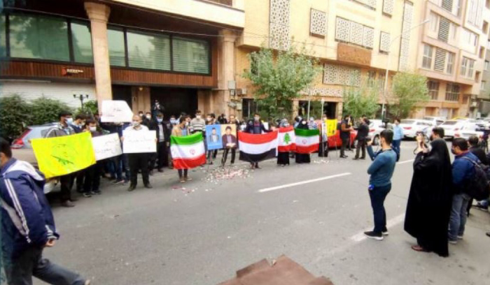 وقفة تضامنية مع قرداحي في طهران