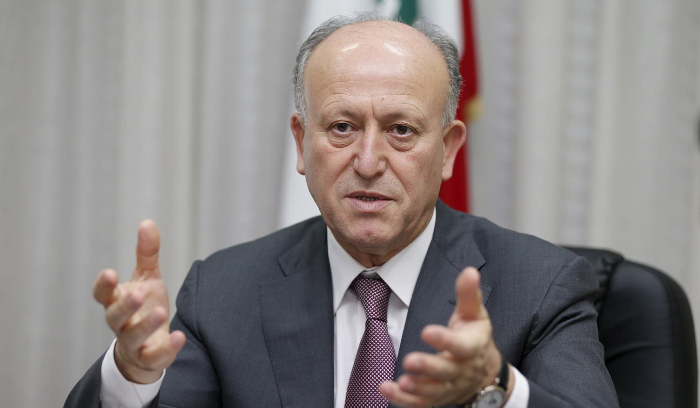 ريفي: يا ساكن القصر إرحل!