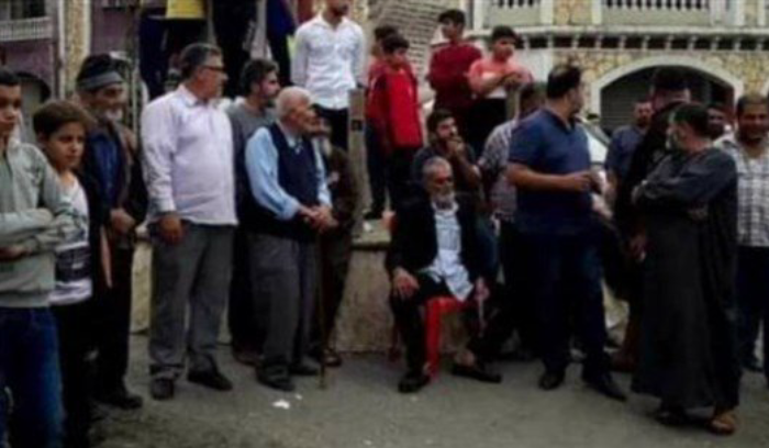 وقفة إحتجاجية في ببنين العكارية احتجاجاً على تردي الأوضاع