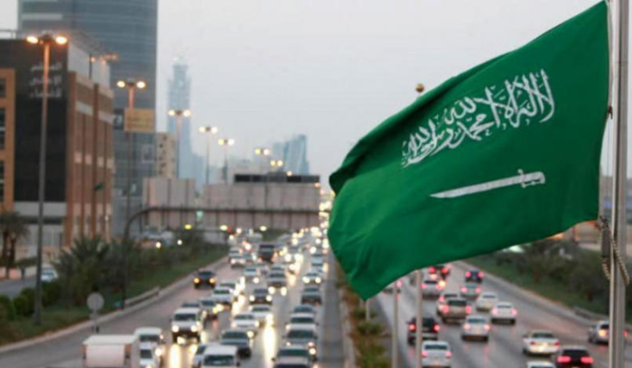 خبراء: إيقاف واردات الرياض من بيروت ينذر بكارثة اقتصادية للبنان<br />
رئيس مجلس التنفيذيين اللبنانيين لـ«الشرق الأوسط»: الإجراء يعرقل مرور السلع للدول المجاورة