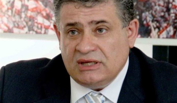 ضو رداً على تغريدة البخاري: يبدو ان الساسة عندنا أمّيون لا يفهمون معنى النقطة!