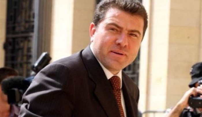 يعقوب: شعب رائع مروض يعشق التسويات