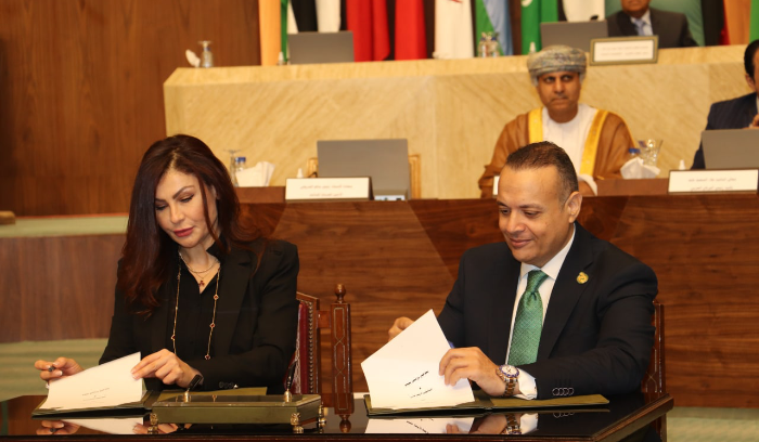 البرلمان العربي يوقع مذكرة تفاهم مع حملة المرأة العربية