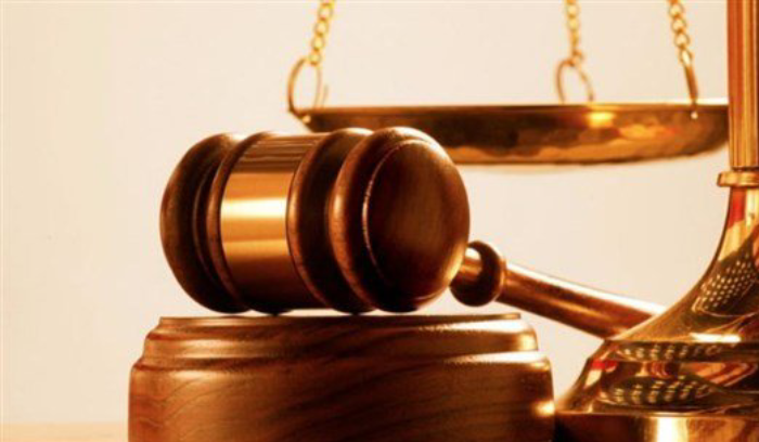 إخبار ضد جعجع والبيطار بجرم ارتكاب الإرهاب