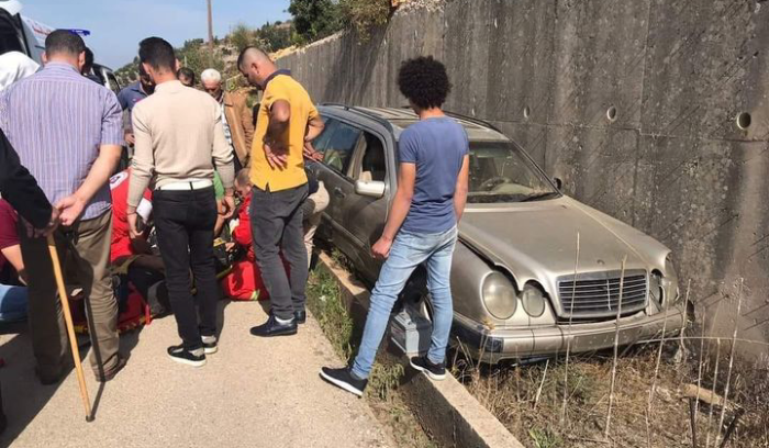 جريحان في حادث سير على طريق كفربنين حوارة في الضنية