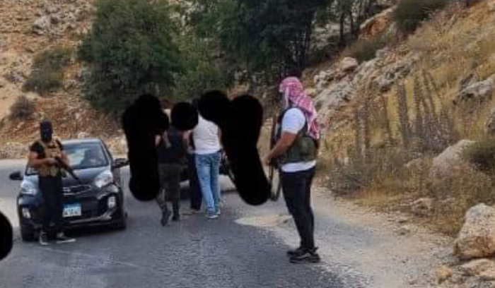 ماذا يحصل على طريق عيون السيمان  ؟