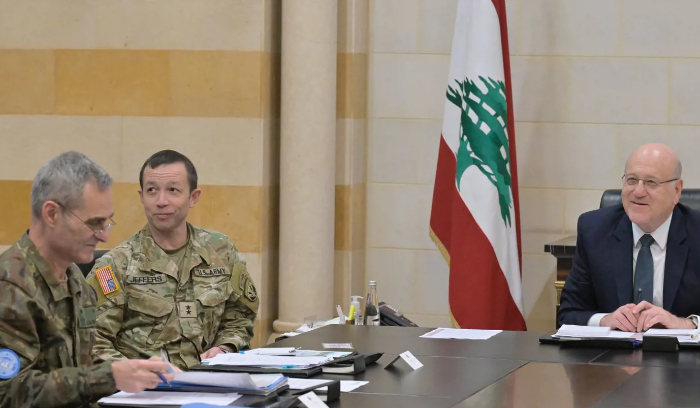 ميقاتي يجتمع مع لجنة الإشراف على تنفيذ اتفاق وقف إطلاق النار