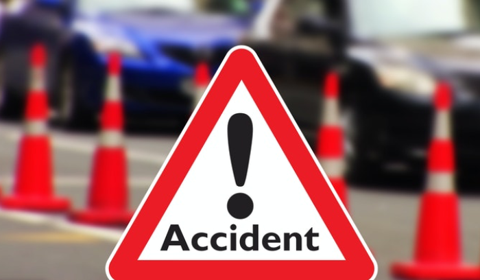 جريح نتيجة حادث صدم على طريق الضنية طرابلس