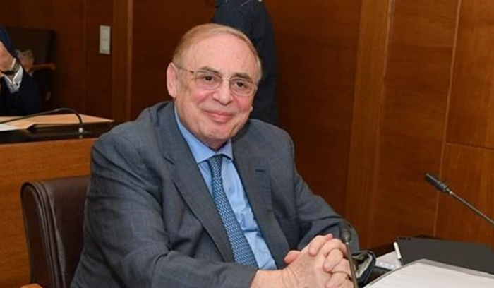 البستاني: لا صحة للخبر عن عقدي صفقات مع الدولة لبيعها سيارات