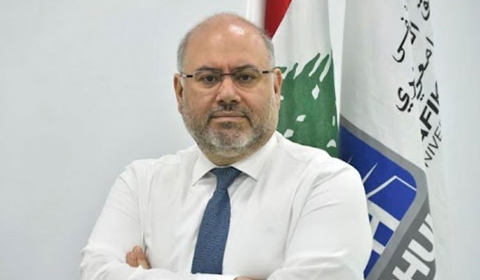 أبيض: الوضع الحالي لضبط انتشار كورونا في المطار غير سليم