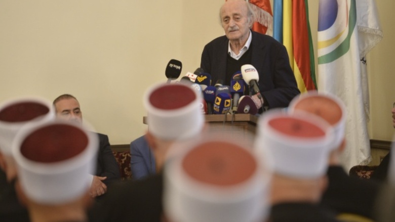 جنبلاط يتابع اتصالاته ... اتّفاق على ترتيبات سلمية تنزع بذور الفتنة في سوريا