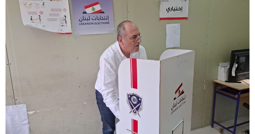 بو عاصي يقترع في العبادية: الاستحقاق البلدي أساسي لإحياء الدولة