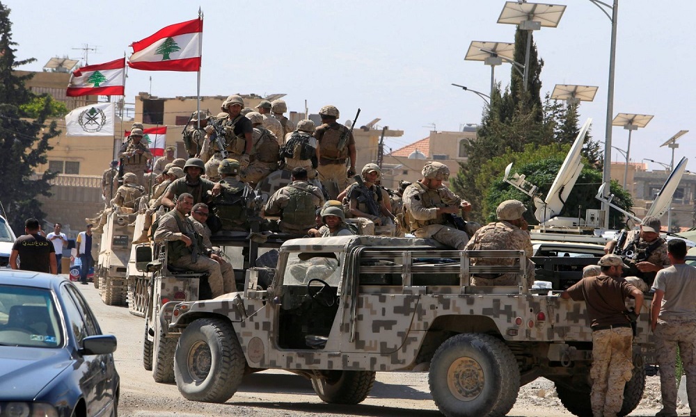 الجيش يتسلم فلسطينيًّا ثانيًا مشتبهًا بتورطه بإطلاق الصواريخ