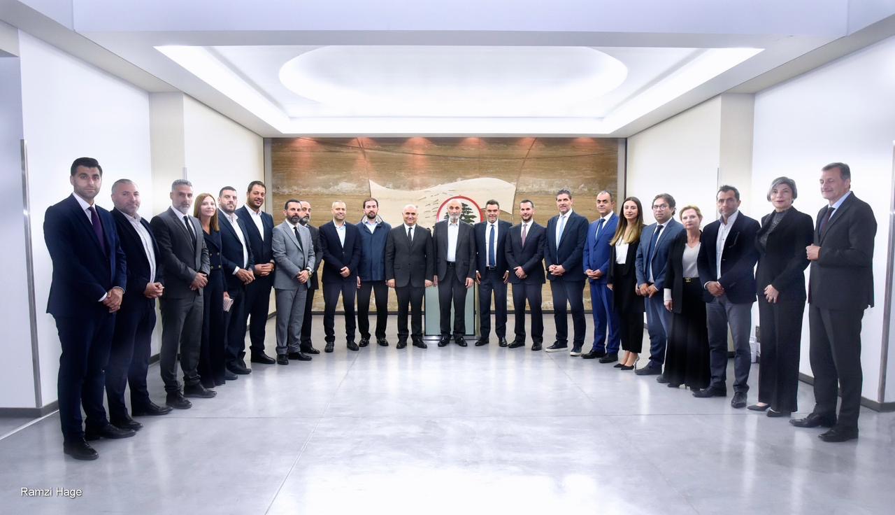 جعجع التقى المجلس البلدي المنتخب في جونيه