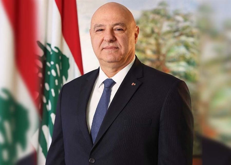 الرئيس عون عاد الى بيروت