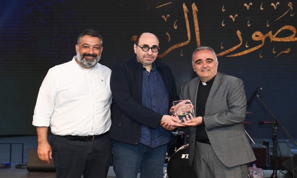 جامعة سيدة اللويزة تحيي العيد الـ 83 لتأسيسها
