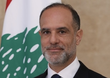 وزير الأشغال: لا نميّز أبدًا بين زوار لبنان
