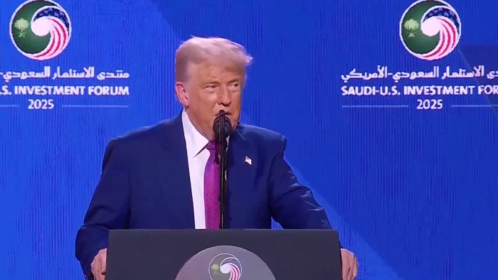 الرئيس الأميركي: 