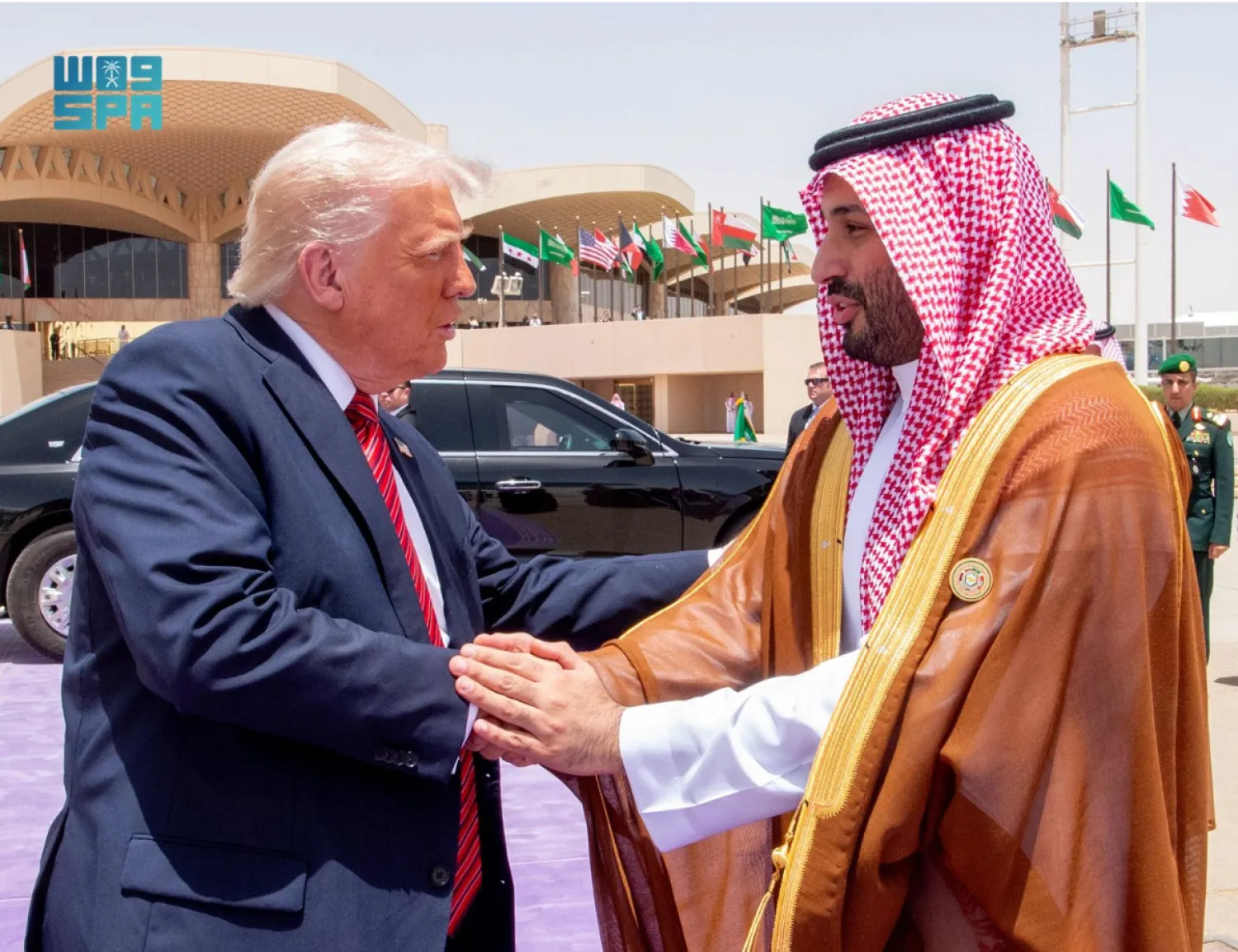 لبنان ينظر بتفاؤل إلى مواقف ترمب من الرياض<br />
إشادة بمساعي ولي العهد السعودي لرفع العقوبات عن سوريا