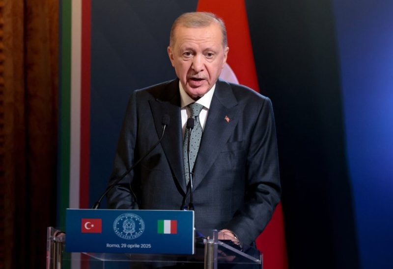مبادرة تركية لإنهاء الحرب: أردوغان يدعو إلى لقاء مباشر بين بوتين وزيلينسكي