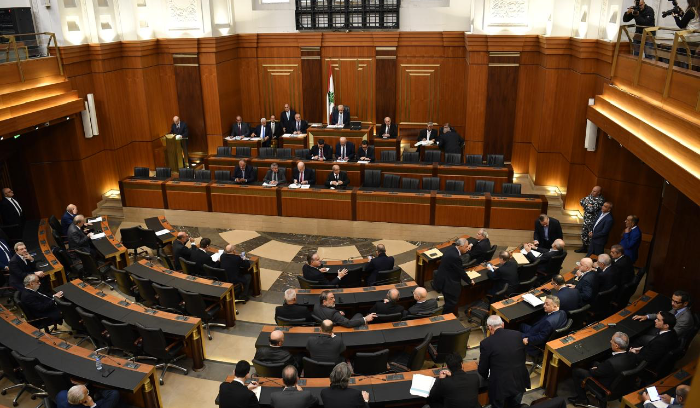 25 يوماً على جلسة الإنتخاب: ضغوطات دولية وضياع لدى الكتل الكبيرة<br />
<br />
مخاوف لبنانية من الاستيطان الإسرائيلي جنوب الجولان.. وصعوبات إيواء ومساعدات تواجه نازحي سوريا الجدد