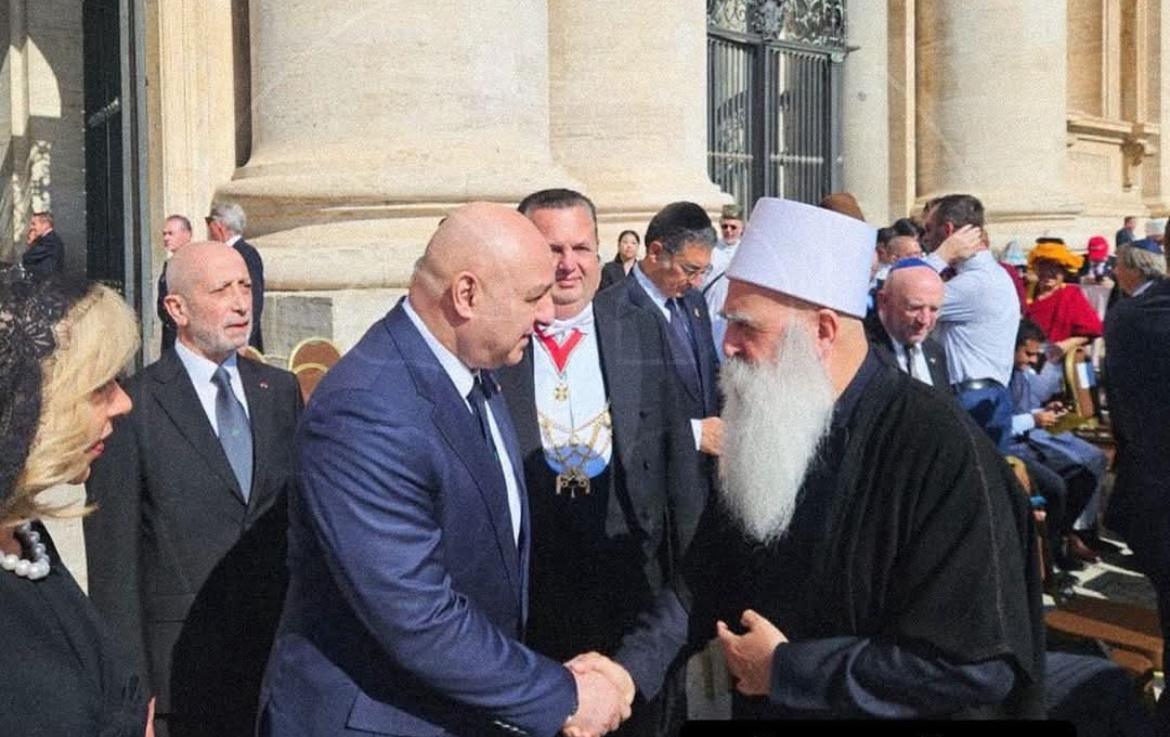 رئيس الجمهورية لا يعرف موفق طريف والصورة من الإعلام الإسرائيلي