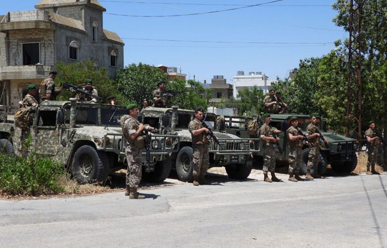 بالصور: إجراءات مشددة للجيش حول مراكز الاقتراع